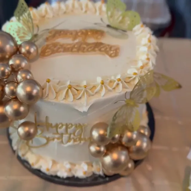Dessert table tour
